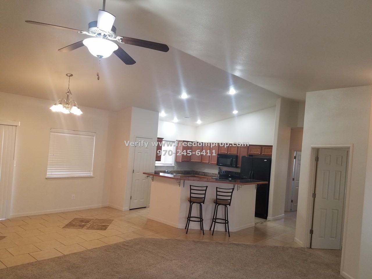 1187 Cherrywood Ave - Photo 2 of 10