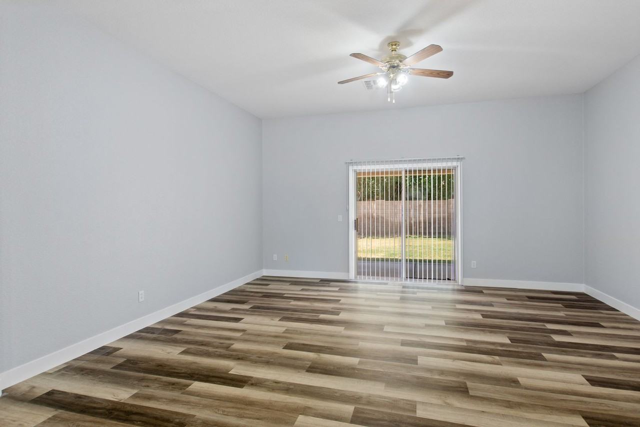 92 E Spur Ave - Photo 4 of 30