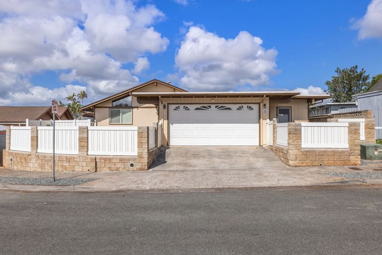 95-175 Napehe Pl - Photo 2 of 50