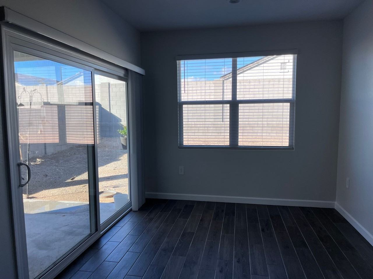 23928 W Ripple Rd - Photo 5 of 7