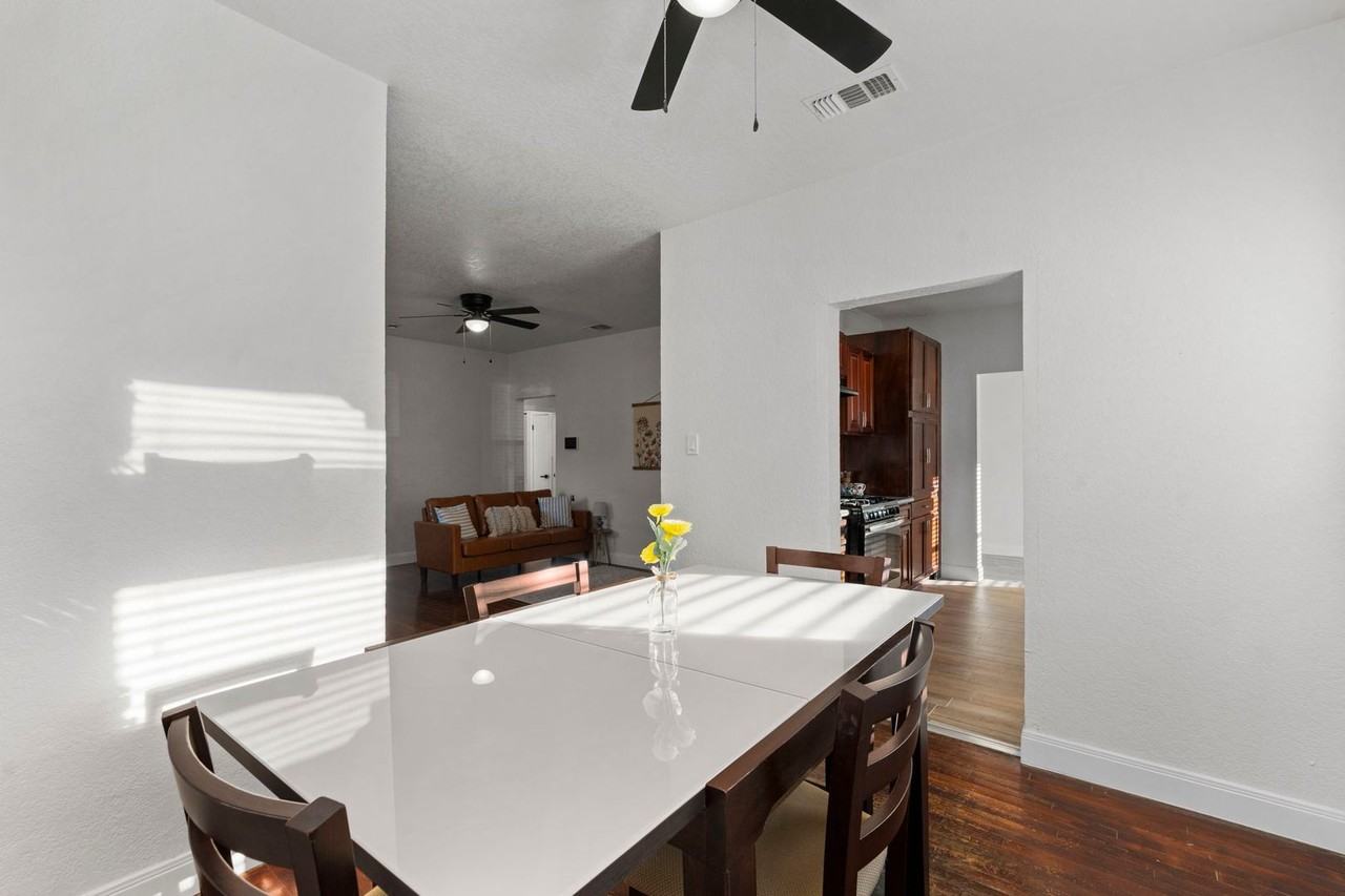 200 Frost St - Photo 7 of 29