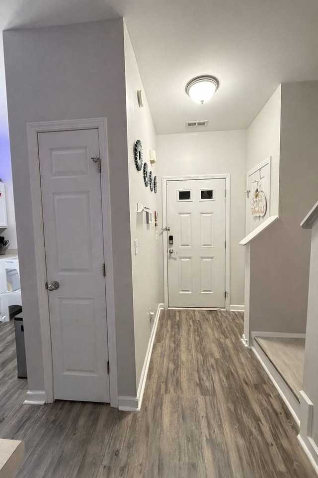 161 Buchanan Ln - Photo 2 of 25