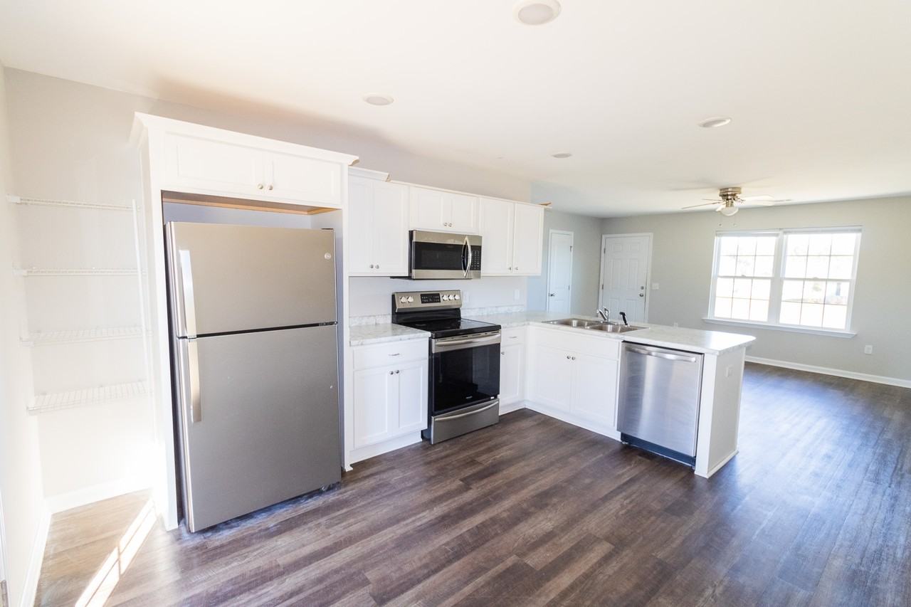 218 Evans Ter #1 - Photo 5 of 13