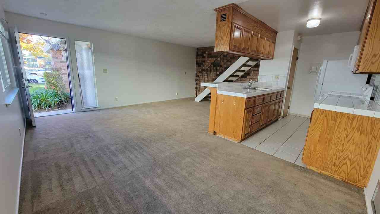 5511 Eagles Lane, Unit 2 - Photo 5 of 17