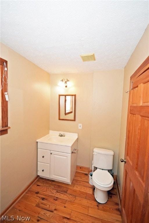 668 Sumner Street, Unit Down - Photo 2 of 11