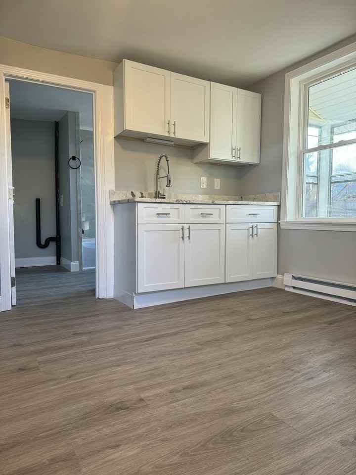 293-295 Water Street, Unit 1 - Photo 3 of 13