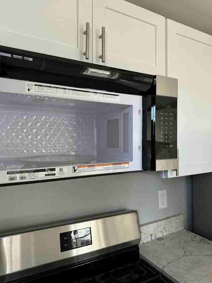 293-295 Water Street, Unit 1 - Photo 6 of 13