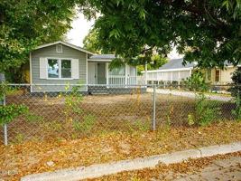 featured image of 955 Putnam St