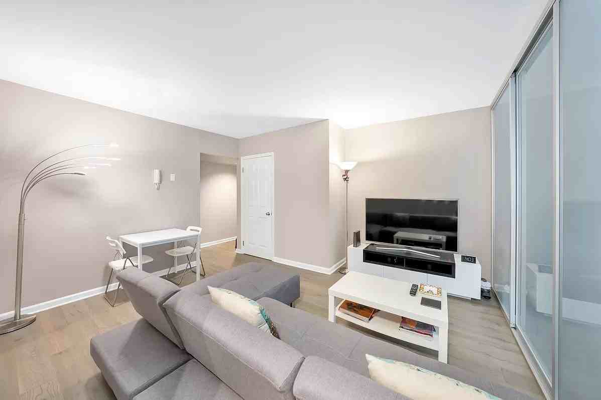 407 Park Avenue South, Unit 2A - Photo 3 of 13