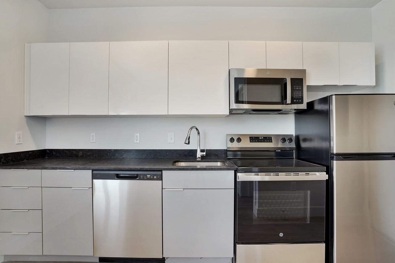 Studio Squared Apartments - Photo 3 of 7