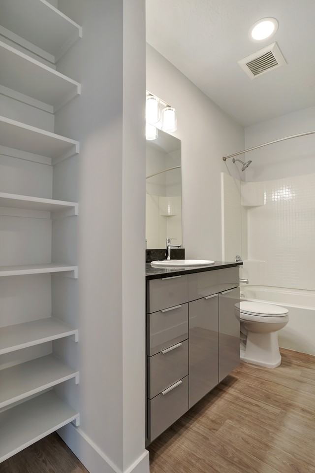 Studio Squared Apartments - Photo 5 of 7