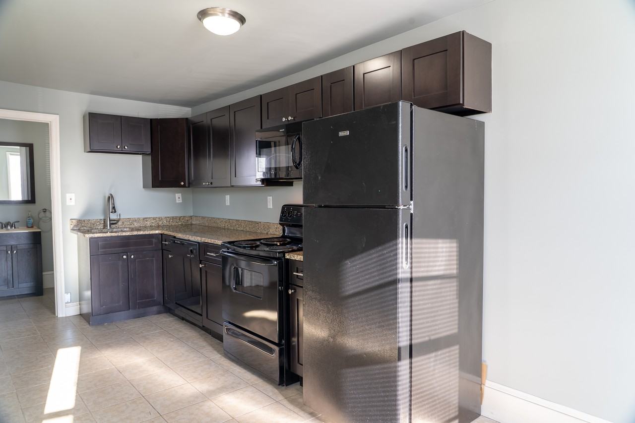 28 Pitman Ave - Photo 2 of 23