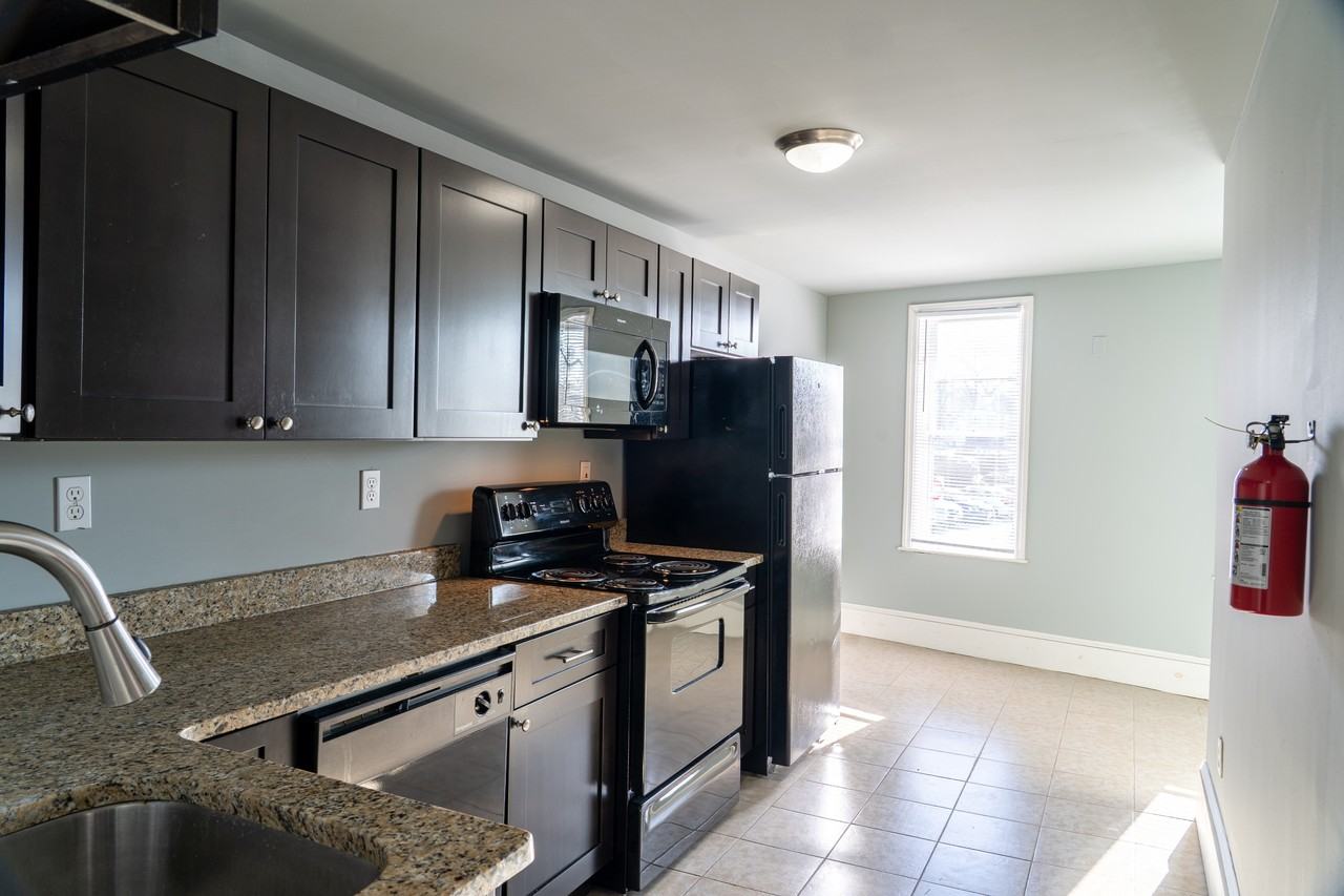 28 Pitman Ave - Photo 3 of 23