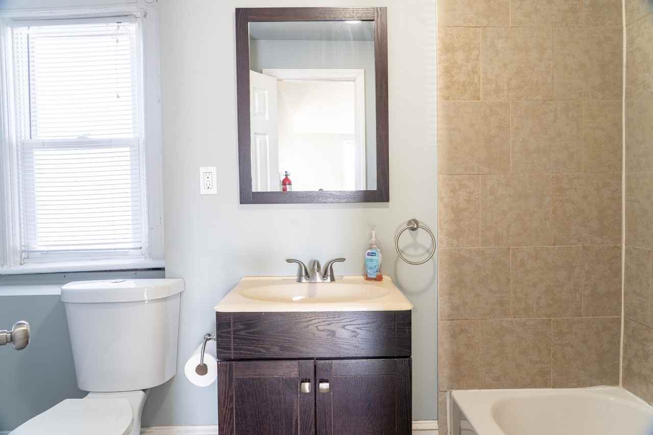 28 Pitman Ave - Photo 5 of 23