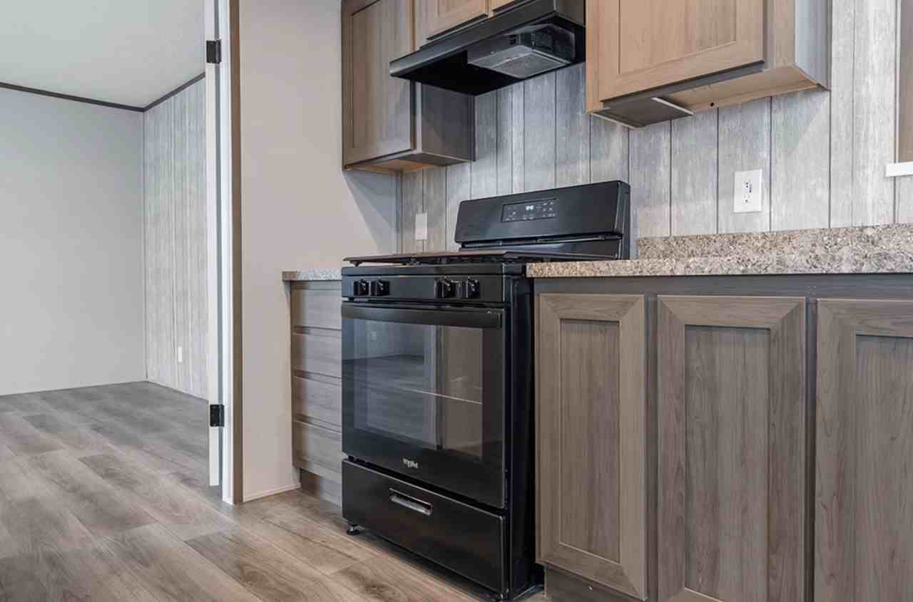 Pinewood Estates - Photo 2 of 28