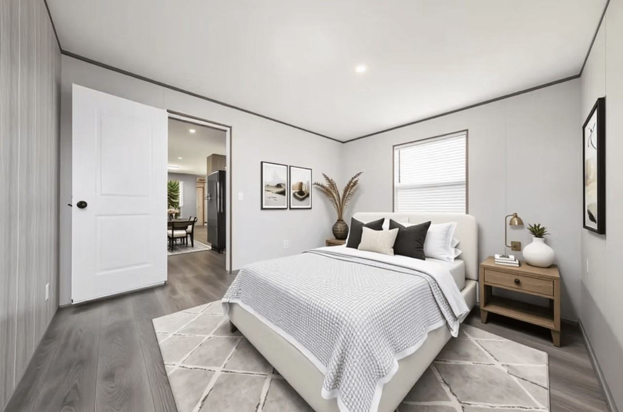 Pinewood Estates - Photo 3 of 28