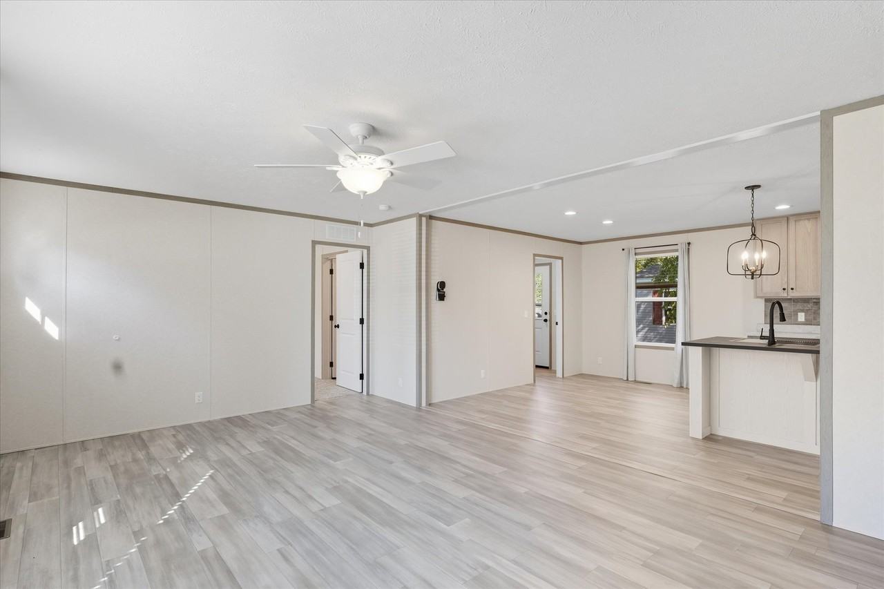 Candlewood MHC LLC - Photo 6 of 22