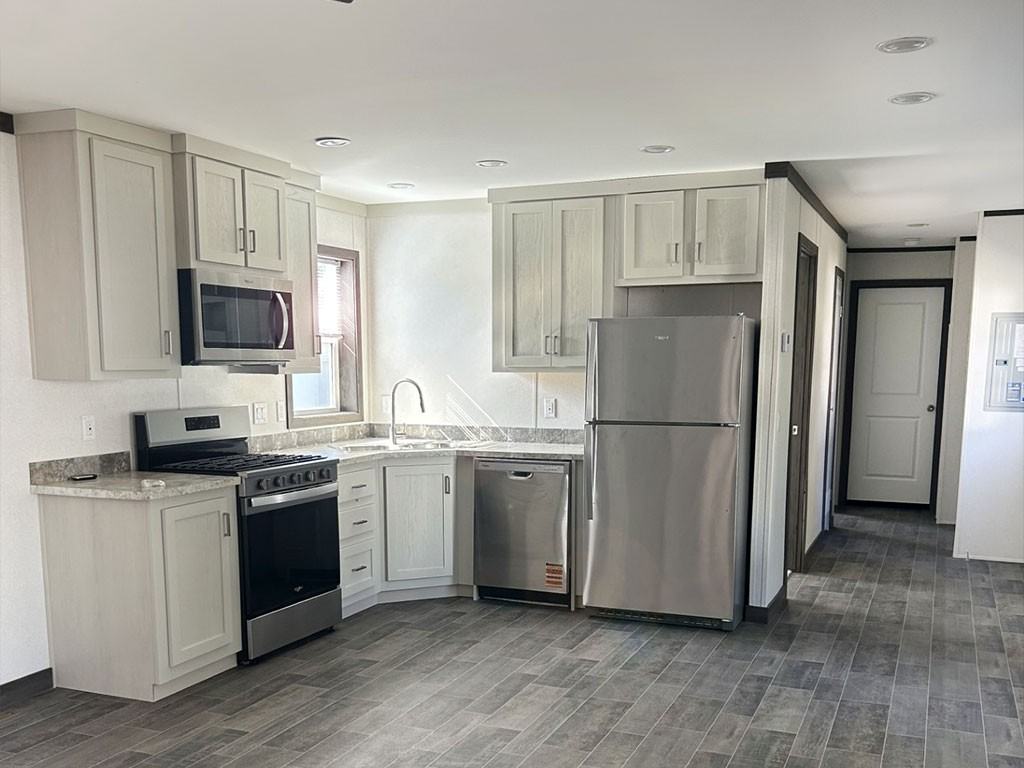 Village Green - Photo 5 of 8