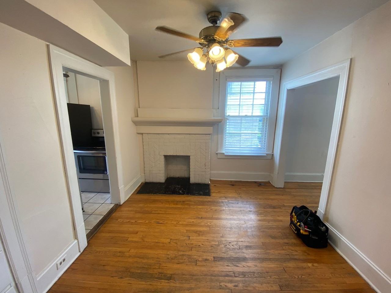 E Norwich Ave 4-16 SSR - Photo 6 of 50