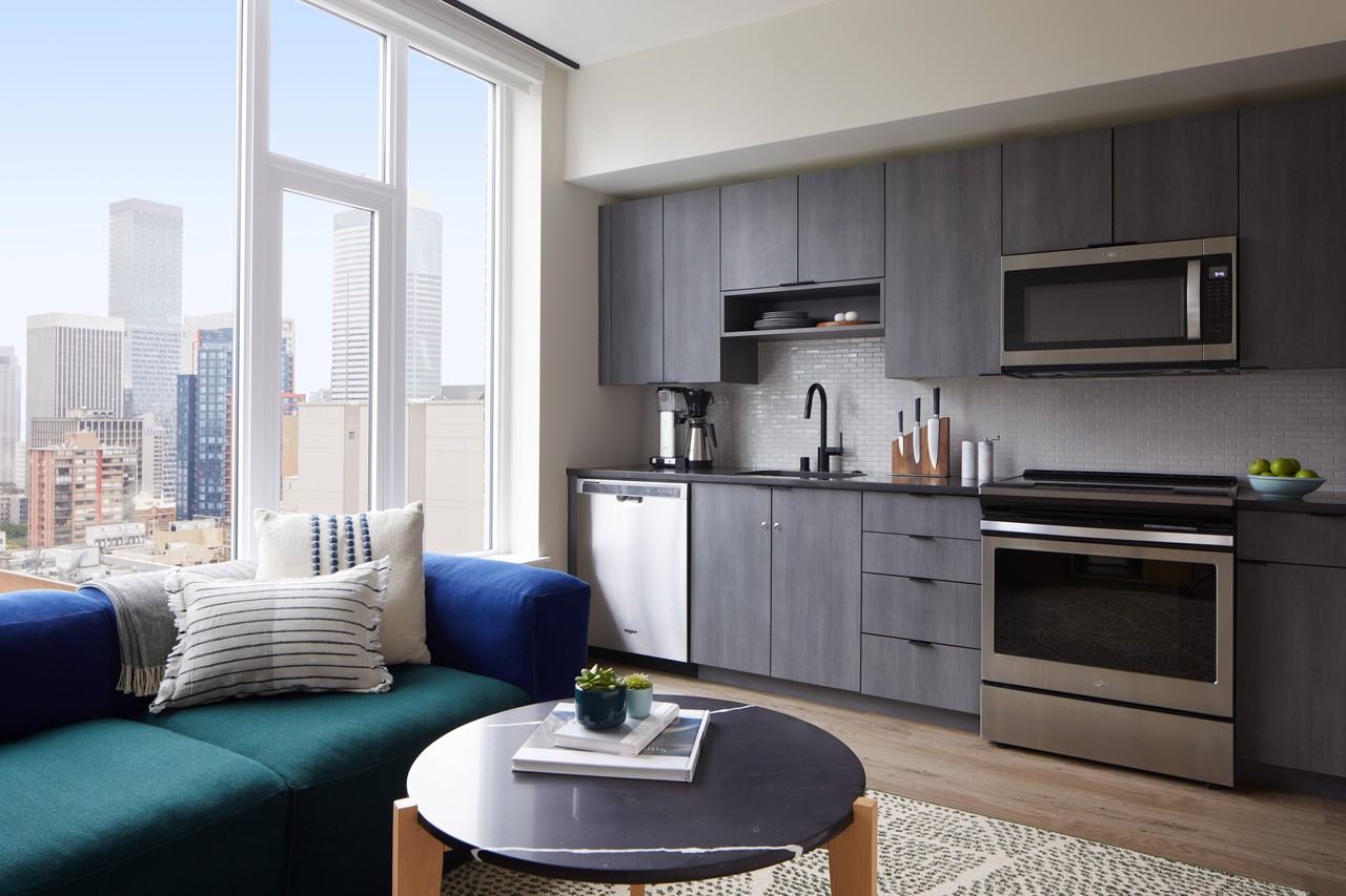 Sentral First Hill - Photo 2 of 28