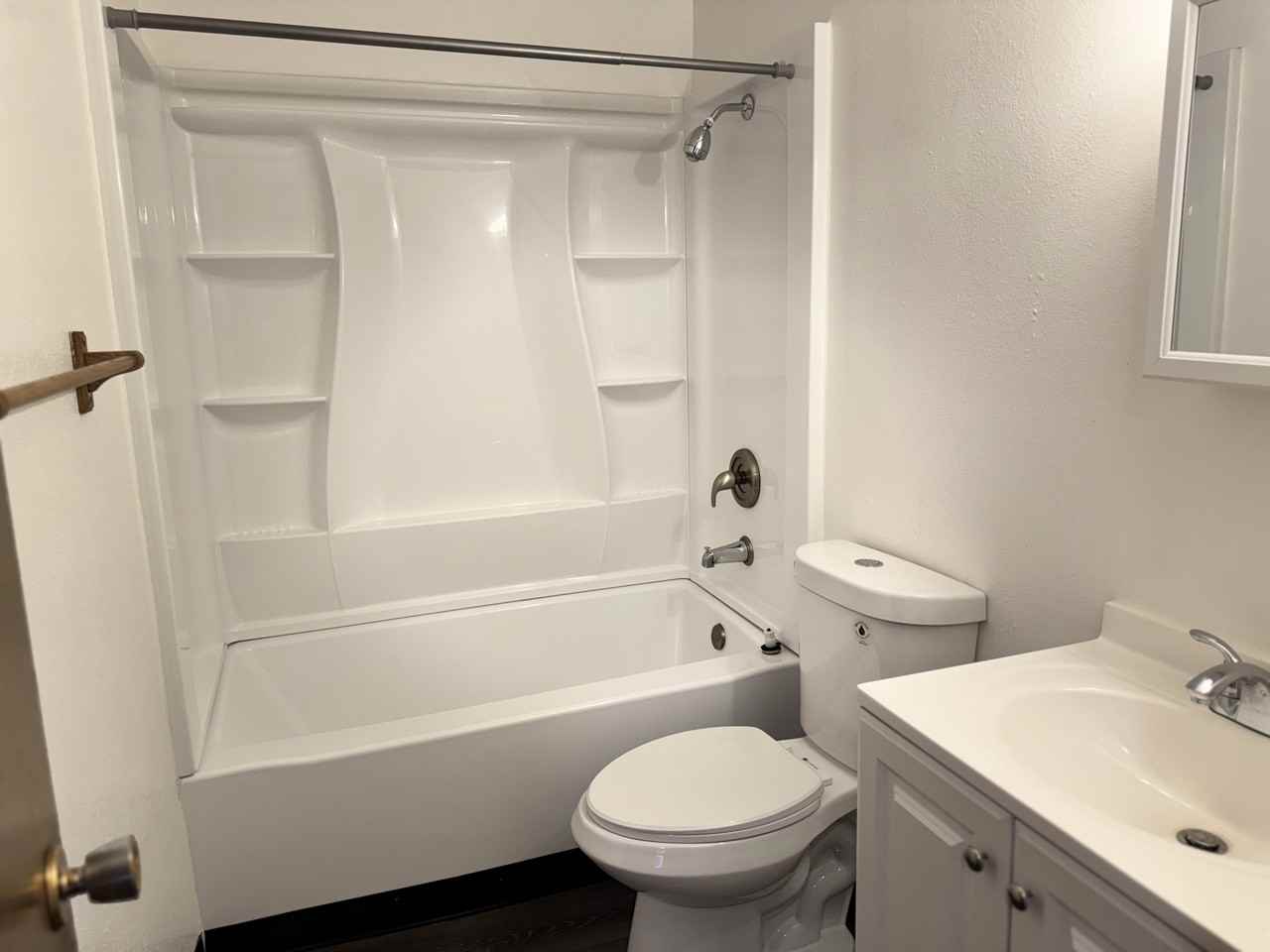 iCVL - 521 E 13th St - Photo 5 of 13