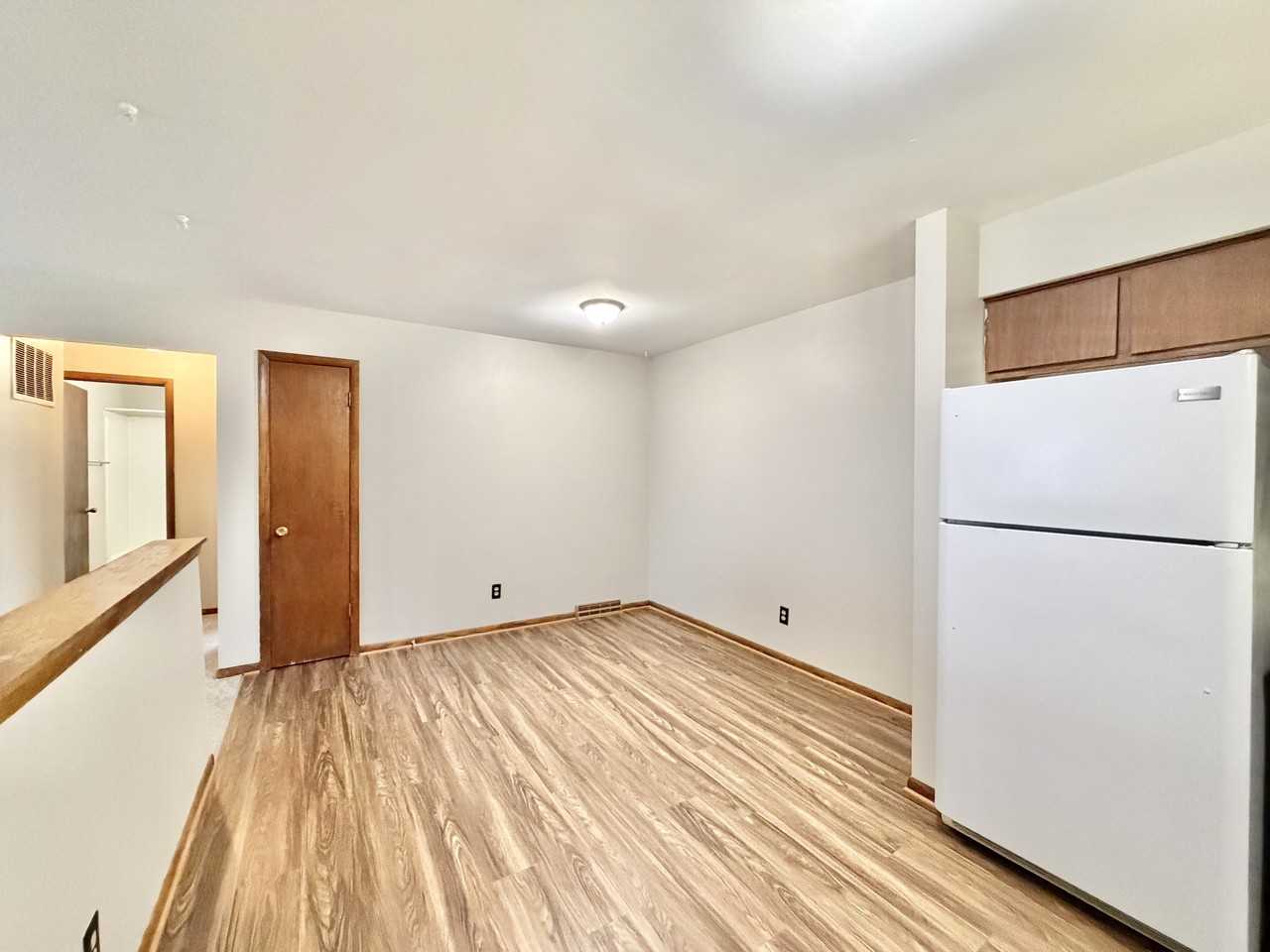 1922 North Randall Avenue - Photo 7 of 17