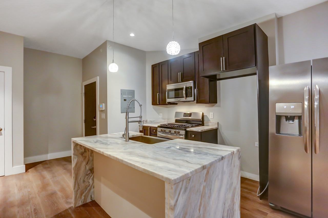 209-211 Walnut Street - Photo 3 of 25