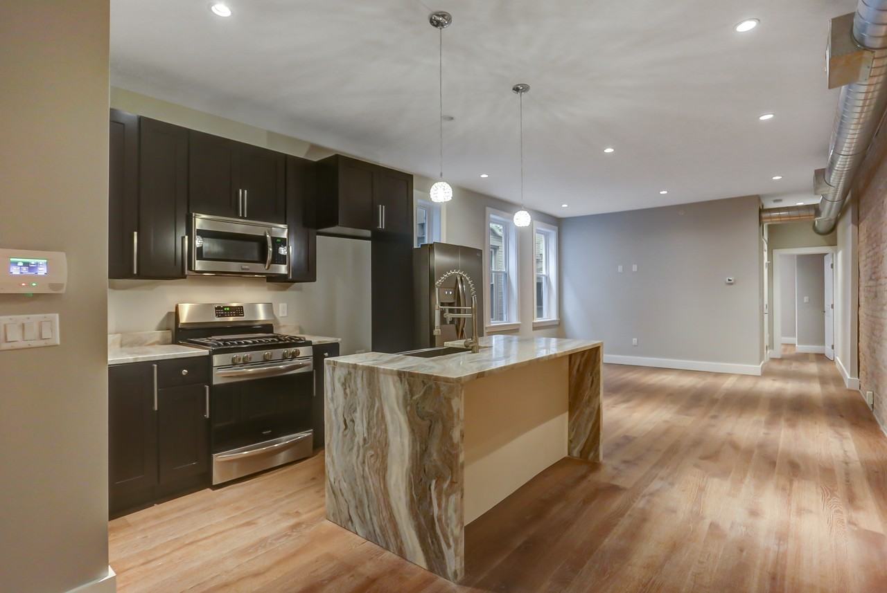 209-211 Walnut Street - Photo 4 of 25