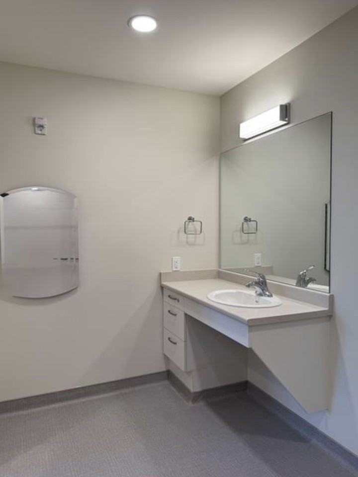 831 6th Street #608 - Photo 6 of 12