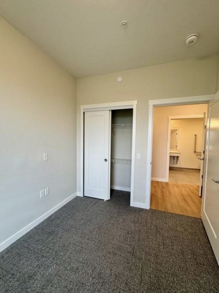 831 6th Street #608 - Photo 7 of 12