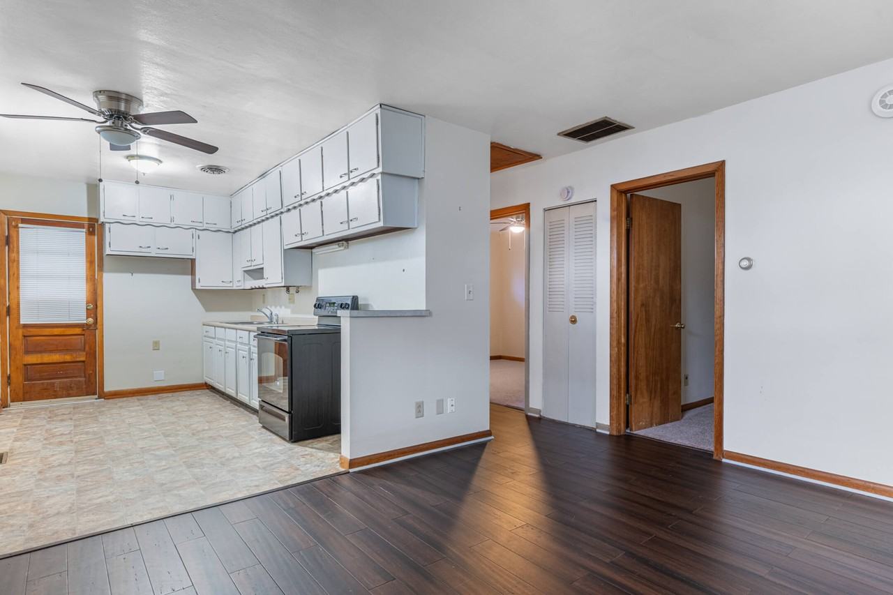 2104 - 2110 Wyoming Street - Photo 2 of 10