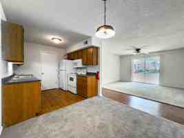 featured image of 727 S Parker Dr