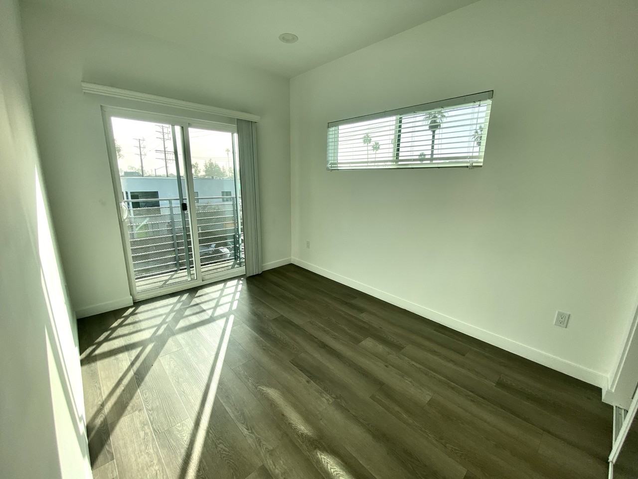 1885 West 20th Street - Photo 7 of 14