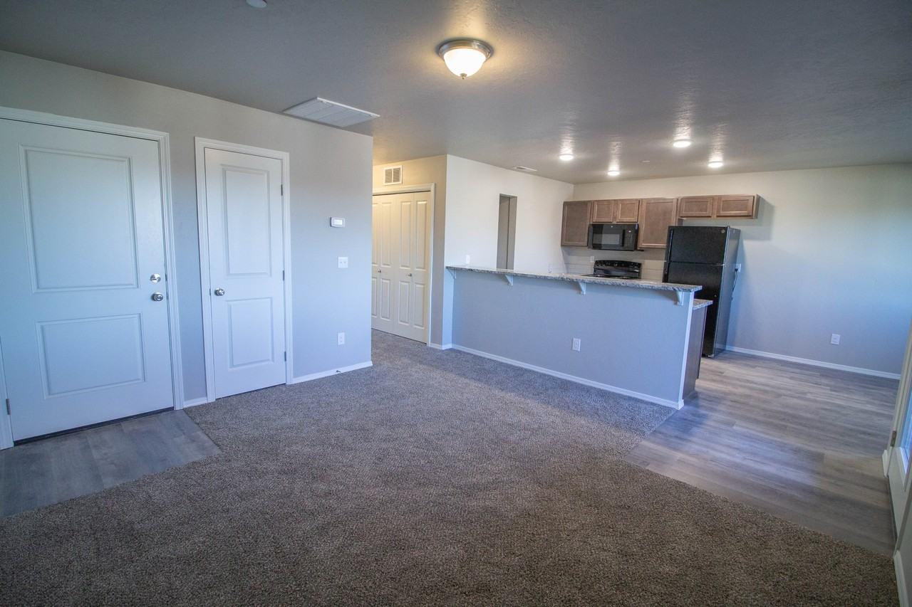 Starpointe on 10th - Photo 5 of 6