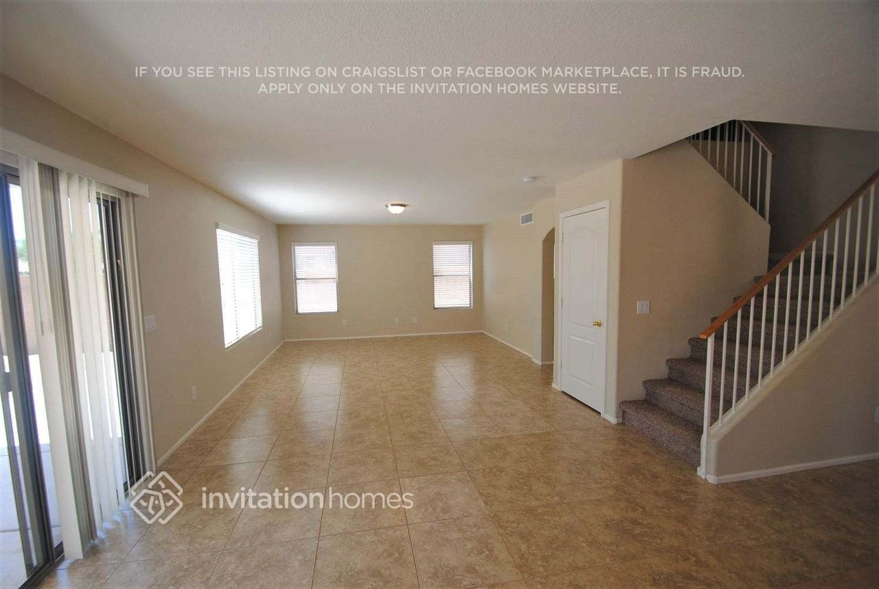 519 N 167th Dr - Photo 4 of 16