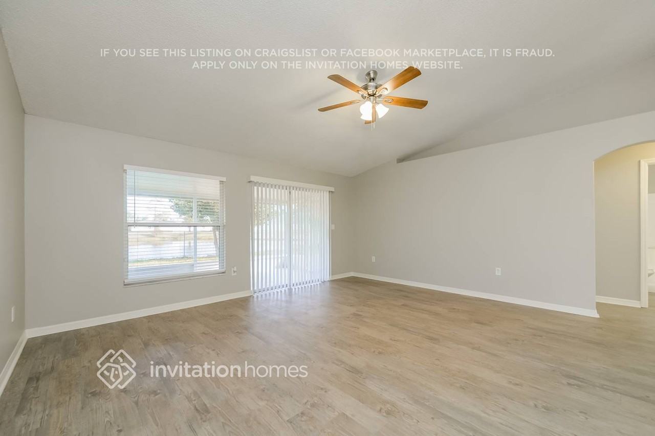 4240 Climbing Aster Ct - Photo 4 of 17