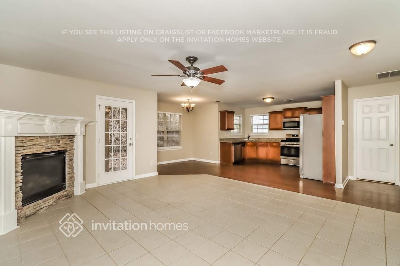 123 Village Pkwy - Photo 6 of 18