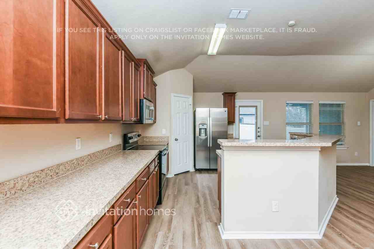 6537 Sierra Madre Dr - Photo 5 of 17