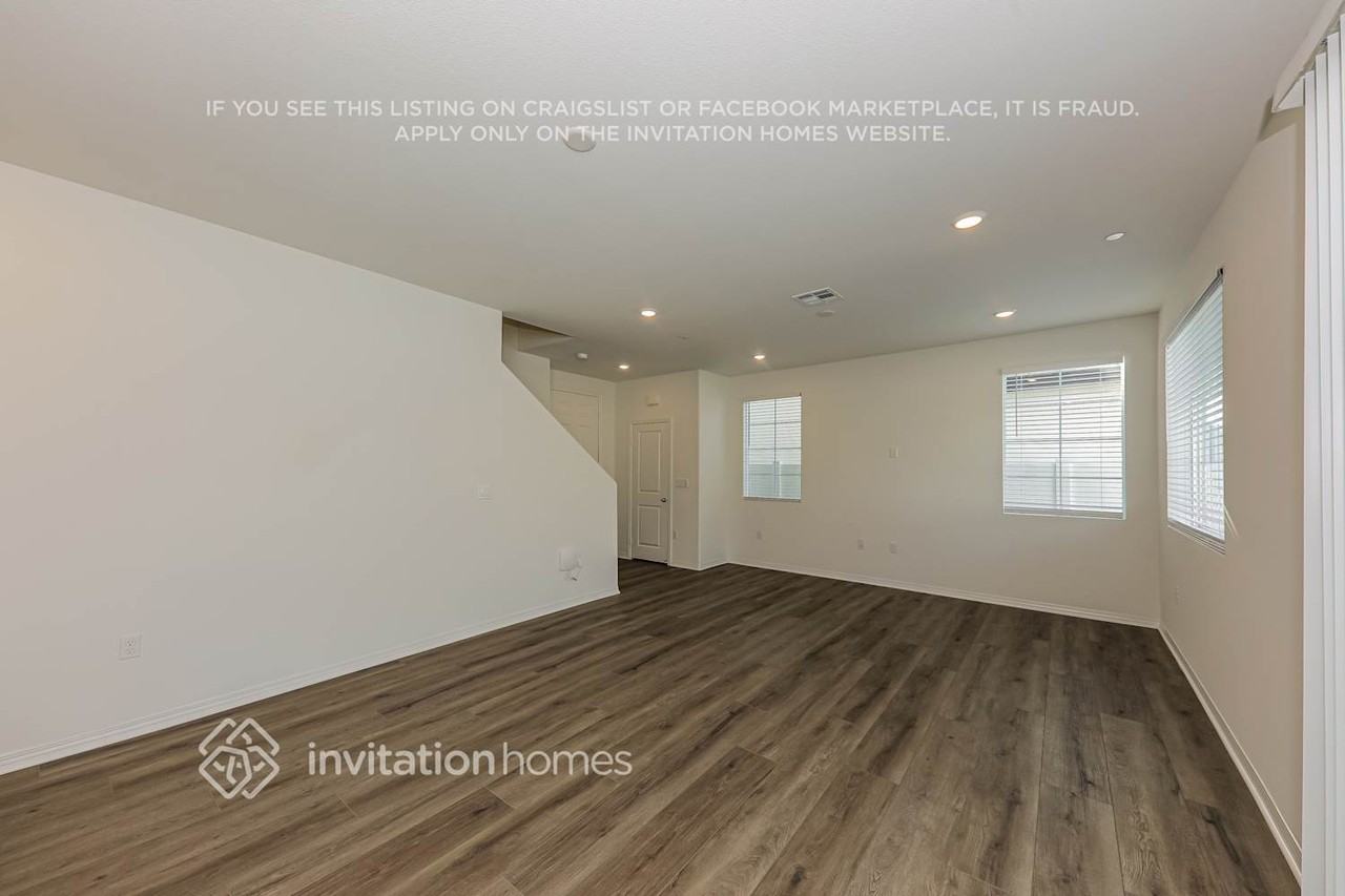 2459 Gunner Ridge Way - Photo 5 of 18