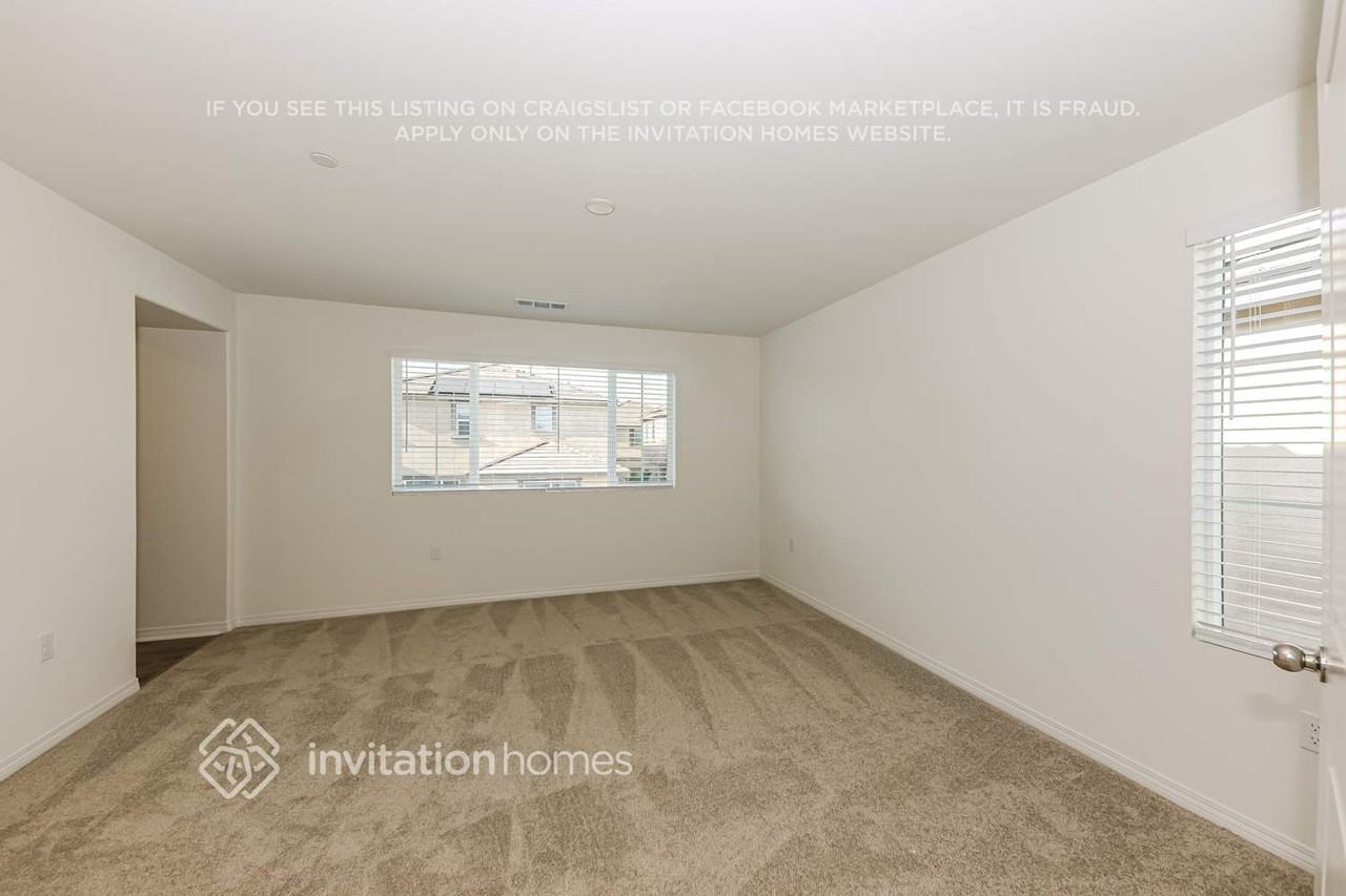 2459 Gunner Ridge Way - Photo 7 of 18