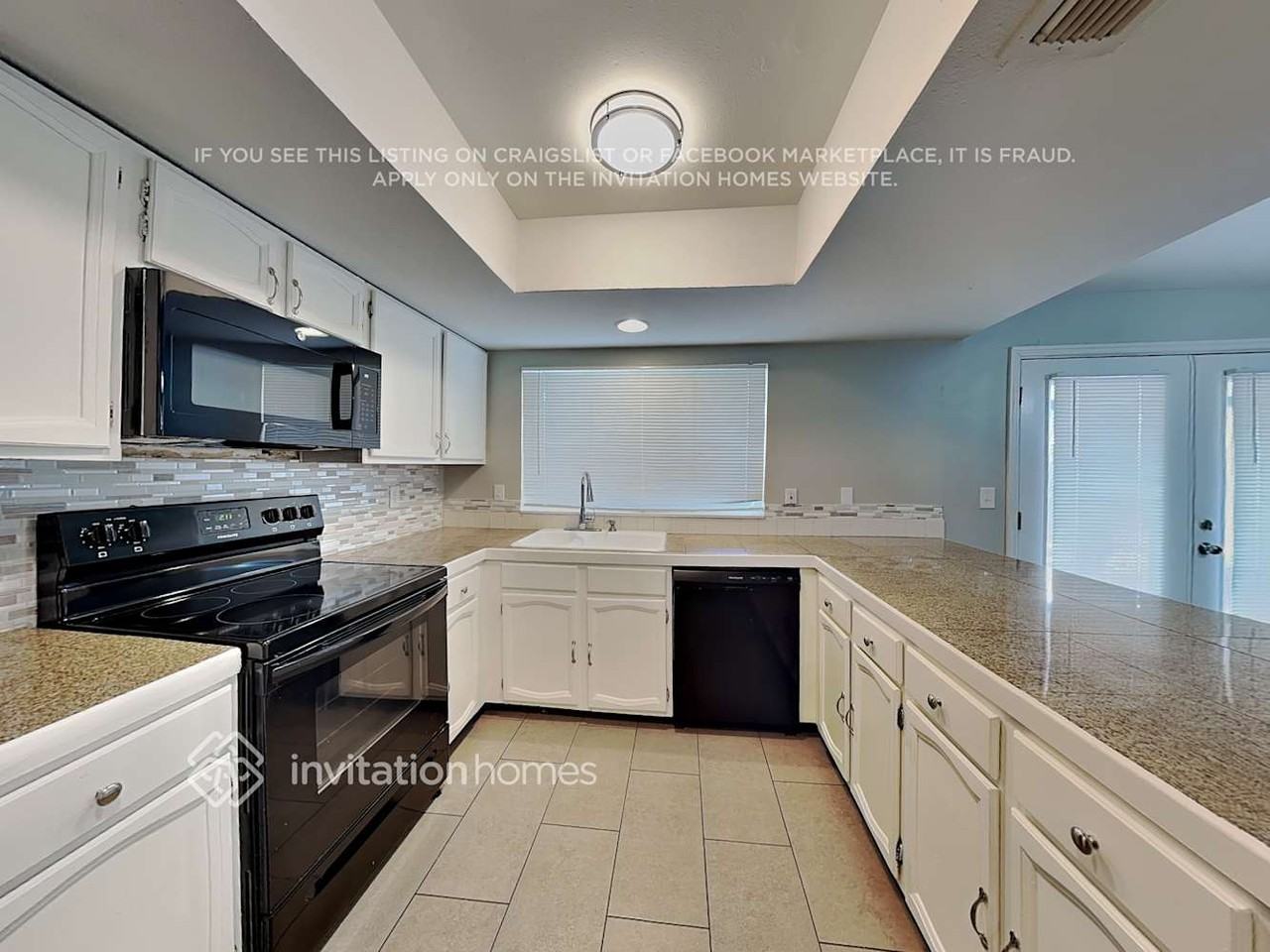 11033 N 57th Dr - Photo 7 of 19