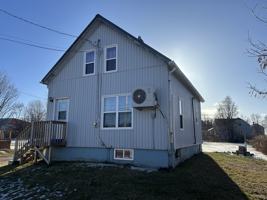 featured image of 981 Callbeck St #1