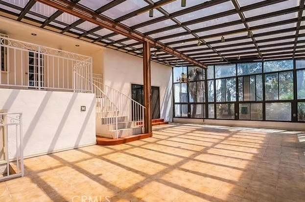 2260 Indian Creek Rd #1 - Photo 4 of 4