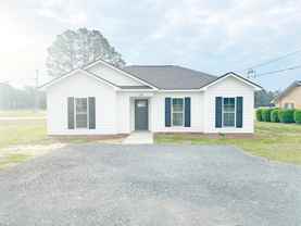 178 Leslie Hwy - Photo 1 of 1