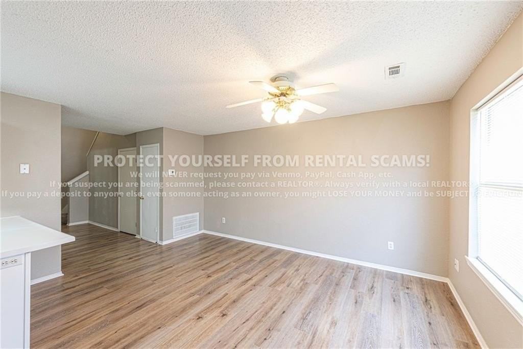 688 W Martha Dr - Photo 3 of 11