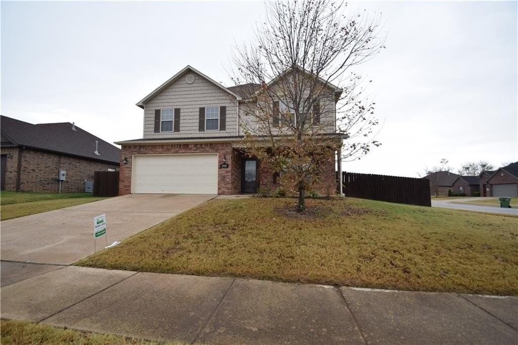 2914 N 14th Ct - Photo 3 of 24