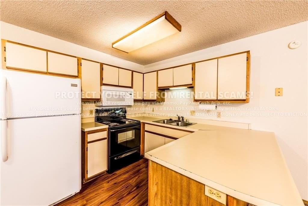 686 W Martha Dr - Photo 4 of 11