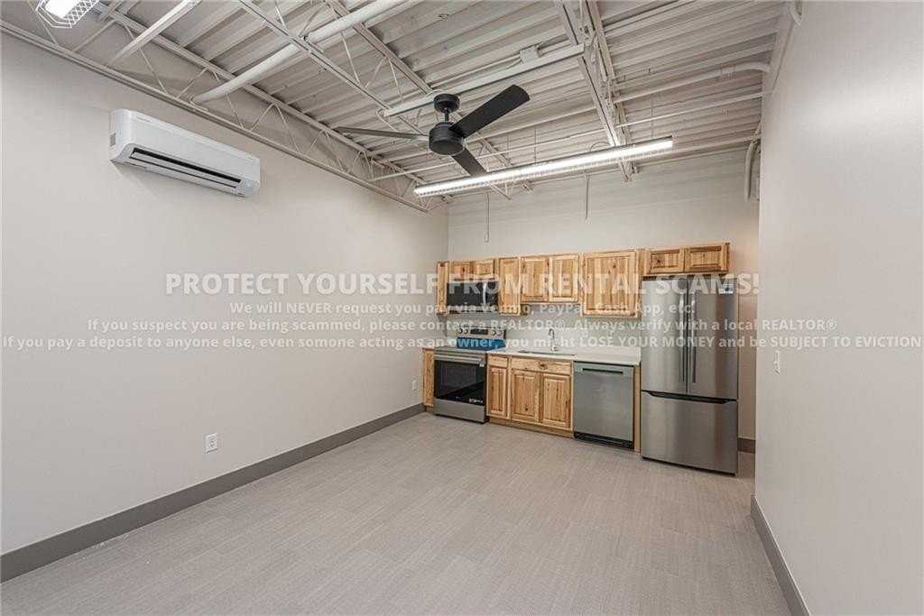 315  N Eureka Alley Unit #2 #2 - Photo 5 of 14