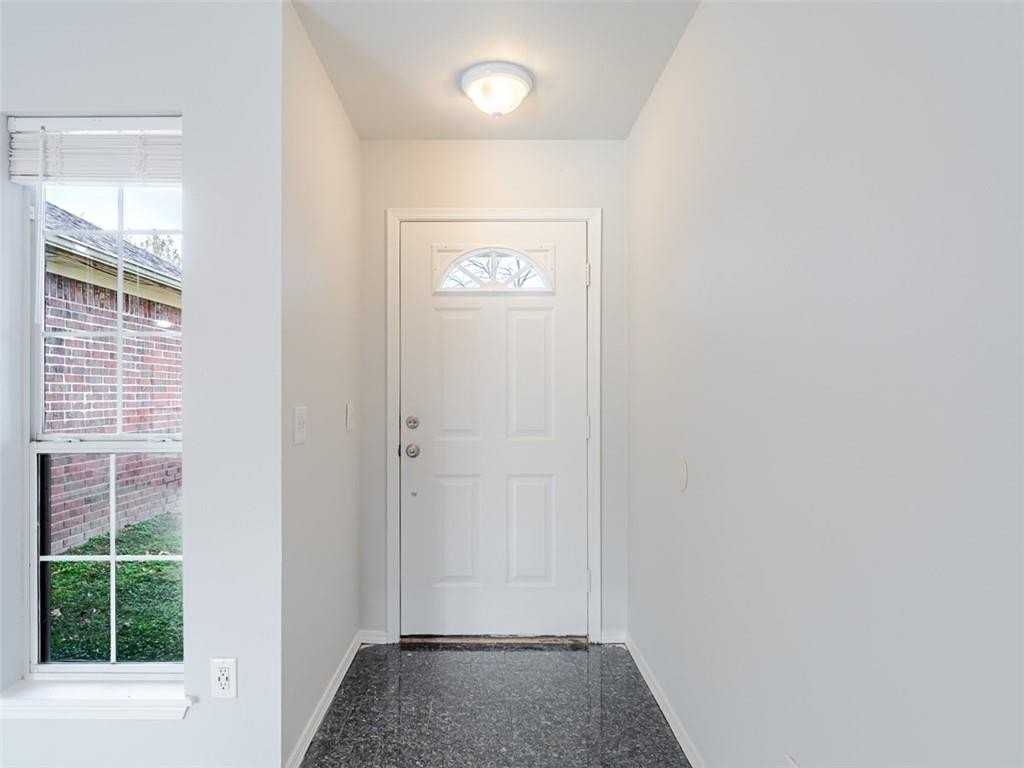 2802 W Sunset Dr - Photo 3 of 24