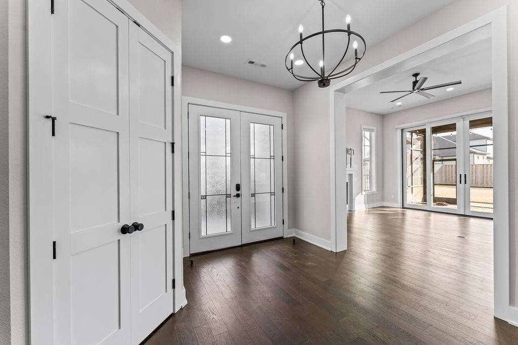 3505 Sw Radiance Ave - Photo 3 of 50